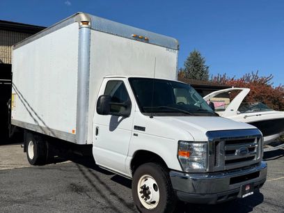 Used 2012 Ford E-350 and Econoline 350 Super Duty w/ PWR Locks & Windows Group