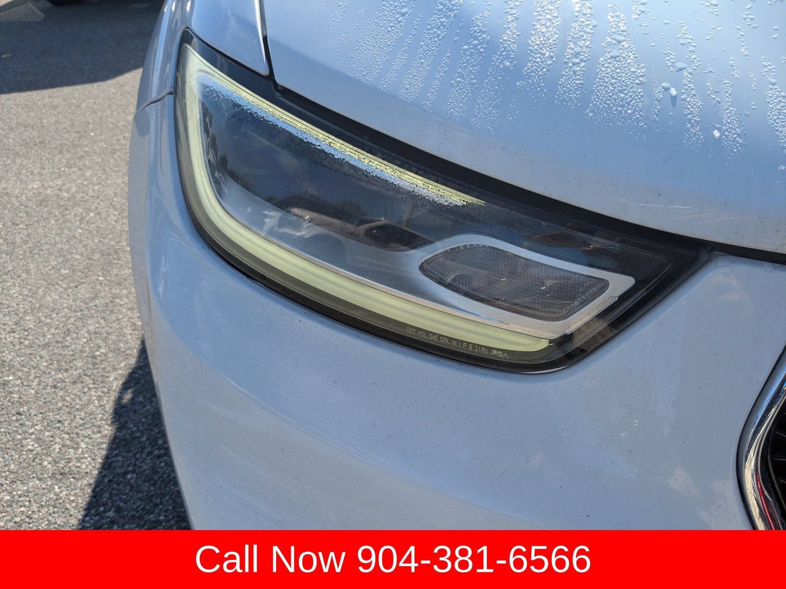 Used 2024 Chrysler Pacifica Limited FWD image 10