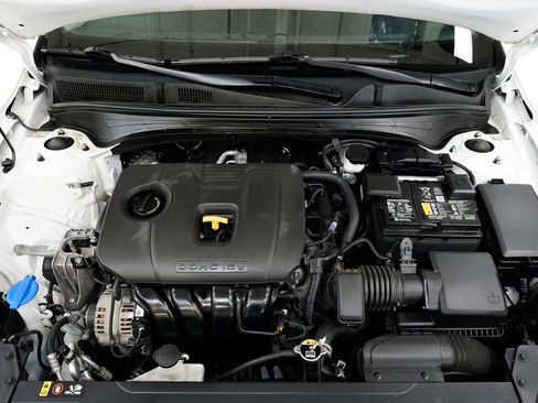 Certified 2024 Kia Forte LXS image 3