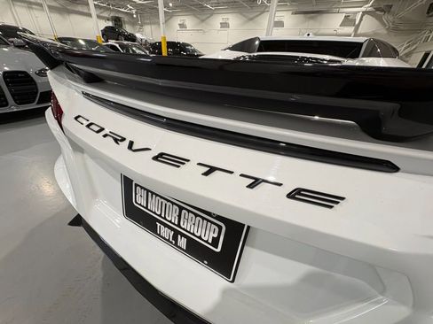 Used 2021 Chevrolet Corvette Stingray Premium Conv w/ Z51 Performance Package RWD image 58