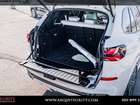 Used 2024 BMW X5 sDrive40i w/ M Sport Package image 37