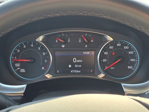 Used 2023 Chevrolet Traverse LT FWD image 37