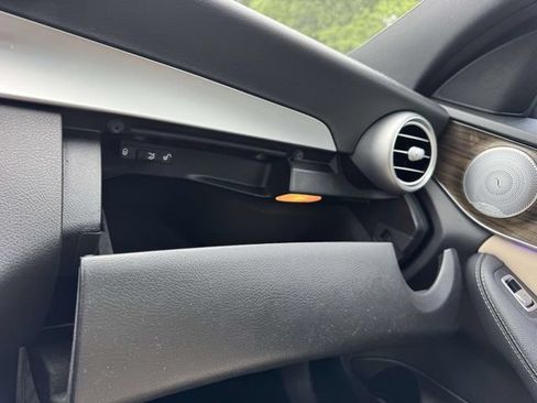 Used 2019 Mercedes-Benz C 300 Sedan image 42