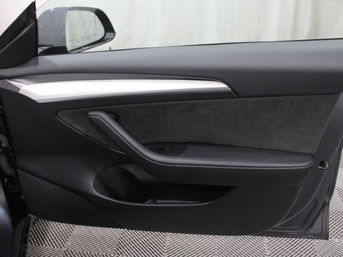 Used 2023 Tesla Model 3 Standard Range RWD image 24