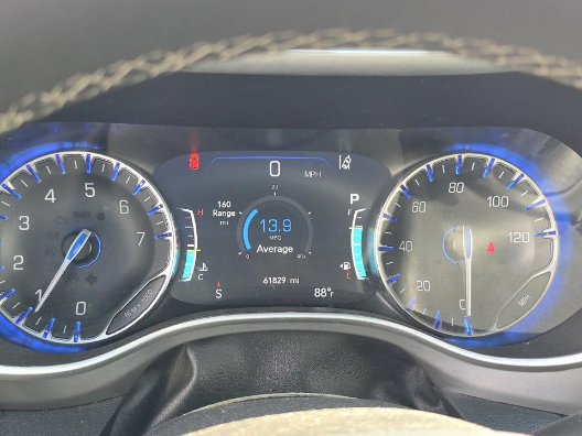 Used 2025 Chrysler Pacifica Select FWD image 12