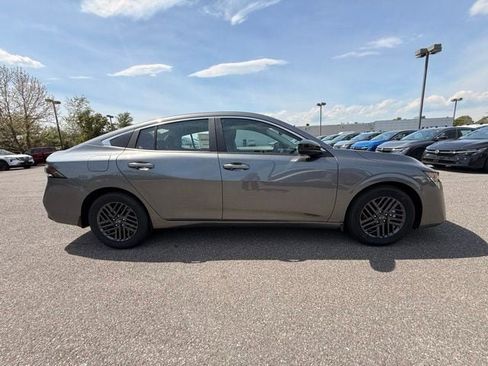 New 2026 Nissan Sentra SV w/ SV Convenience Package FWD image 4