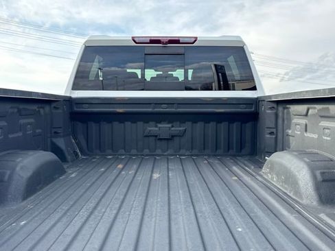 Used 2023 Chevrolet Silverado 2500 LTZ w/ LTZ Plus Package image 12