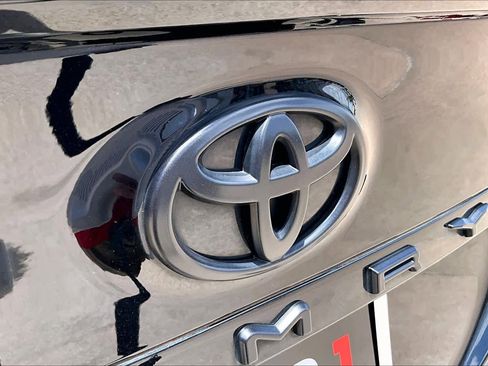 Used 2023 Toyota Camry SE FWD image 29