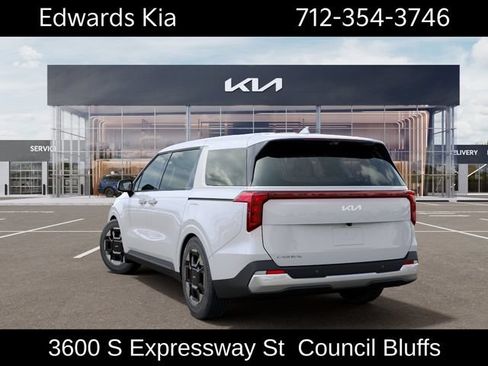 New 2026 Kia Carnival EX FWD image 5