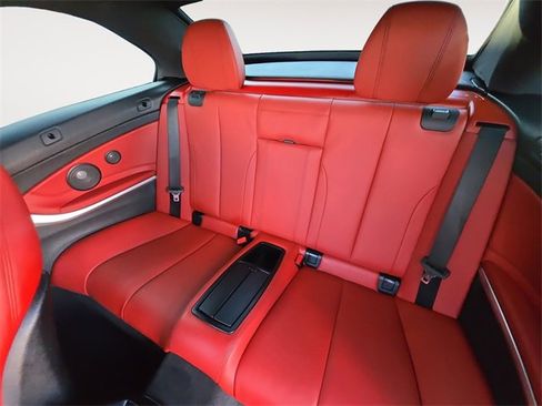 Used 2019 BMW 440i xDrive Convertible w/ M Sport Package image 13