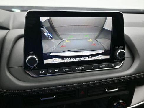 New 2026 Nissan Rogue SV image 14