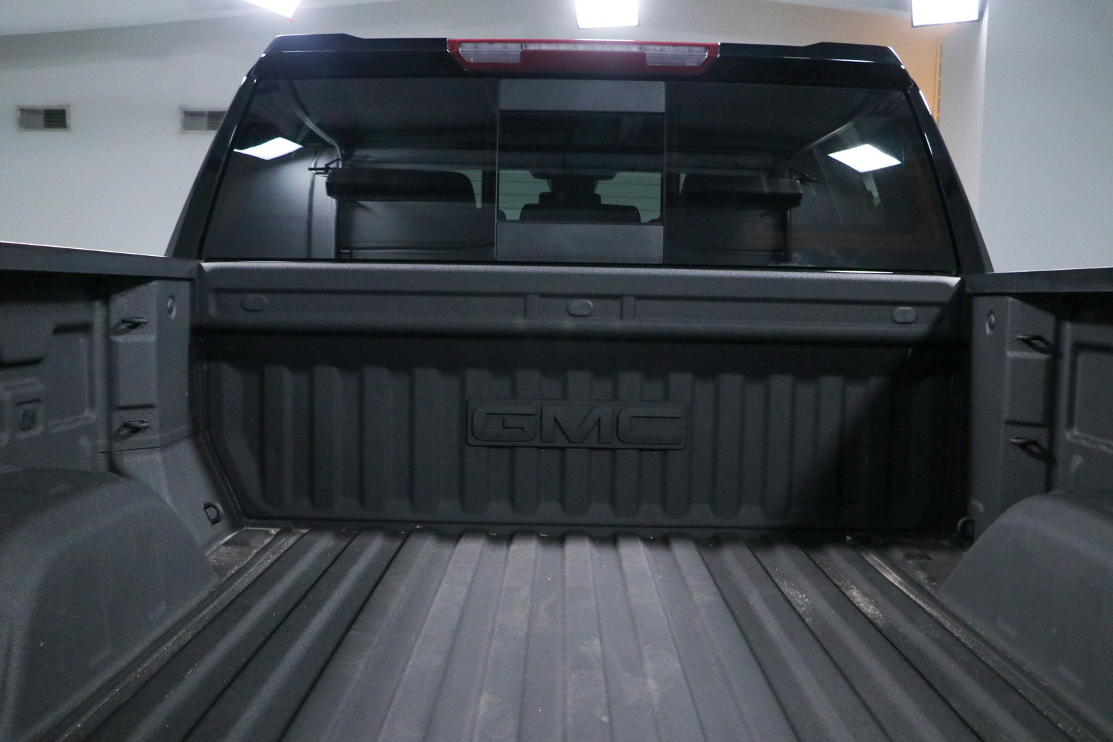 Used 2022 GMC Sierra 1500 Elevation w/ Elevation Premium Package AWD/4WD image 31