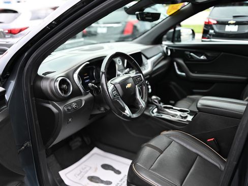 Used 2020 Chevrolet Blazer Premier w/ Driver Confidence II Package image 12