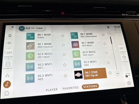 New 2026 Land Rover Range Rover Sport SE AWD/4WD image 17