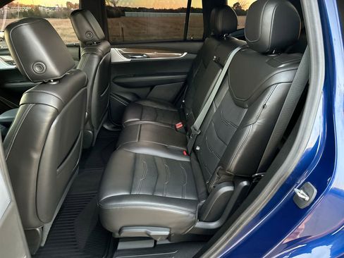 Used 2024 Cadillac XT6 Premium Luxury w/ Platinum Package image 22