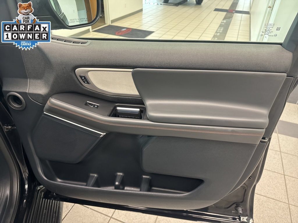 Used 2025 Ford Expedition Max Active AWD/4WD image 24