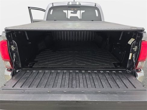 Used 2019 Toyota Tacoma SR5 image 34