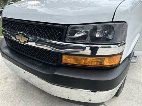 Used 2024 Chevrolet Express 2500 w/ Driver Convenience Package image 23
