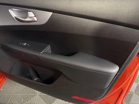 Used 2023 Kia Forte LXS w/ LXS Technology Package FWD image 31