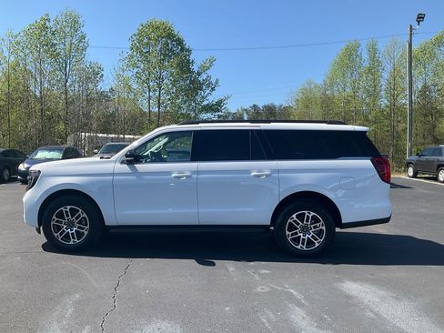 New 2026 Ford Expedition Max Active RWD image 8