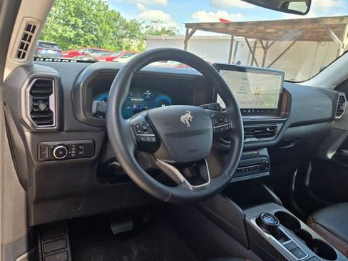 Used 2025 Ford Bronco Sport Outer Banks w/ Outer Banks Tech Package+ AWD/4WD image 15