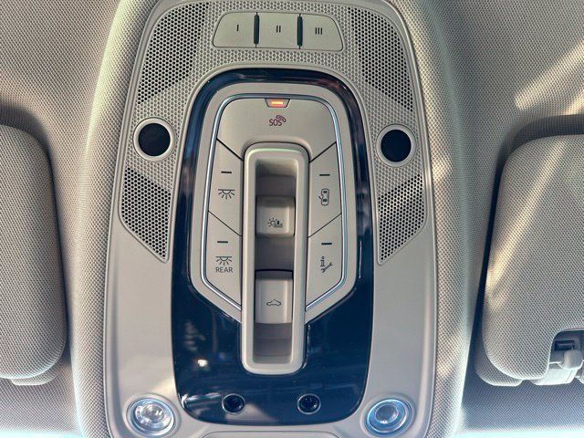 Used 2017 Audi Q7 3.0T Prestige AWD/4WD image 22