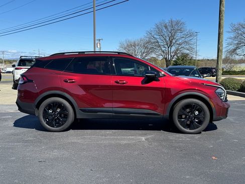 Used 2025 Kia Sportage X-Line image 2