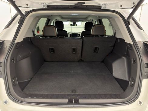 Used 2023 GMC Terrain AT4 w/ Infotainment Package II AWD/4WD image 7
