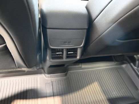 New 2026 Chevrolet Equinox LT image 25