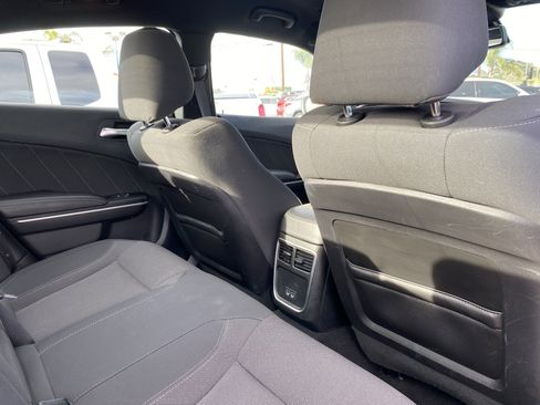 Used 2019 Dodge Charger SXT w/ Driver Confidence Group image 18