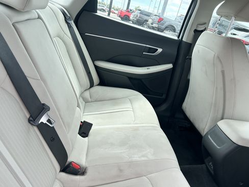 Certified 2025 Hyundai Sonata SEL FWD image 11