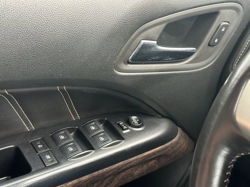 Used 2022 GMC Canyon Denali image 31