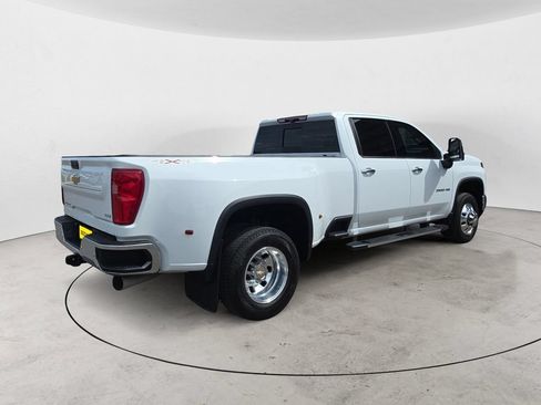 Used 2024 Chevrolet Silverado 3500 LTZ w/ LTZ Convenience Package AWD/4WD image 8