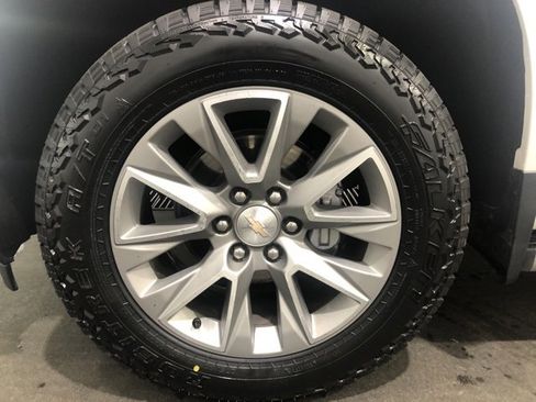 Used 2021 Chevrolet Silverado 1500 High Country image 27