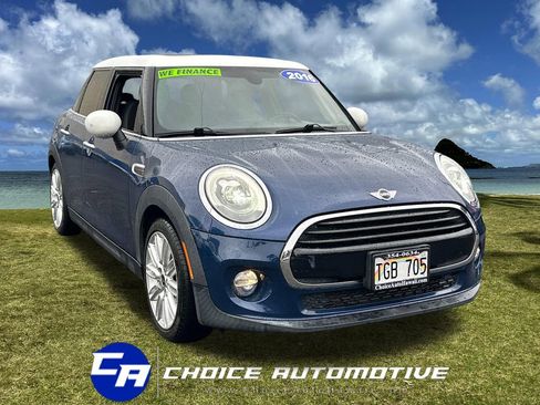 Used 2016 MINI Cooper 4-Door Hardtop image 10
