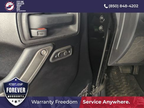 Used 2012 Jeep Wrangler Sport AWD/4WD image 14
