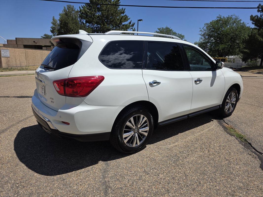 Used 2020 Nissan Pathfinder SV AWD/4WD image 8