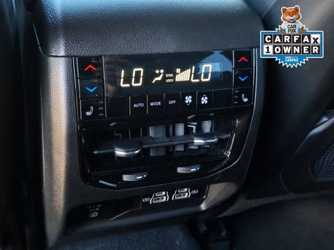 Used 2023 Jeep Grand Cherokee Overland w/ Adv Protech Group III AWD/4WD image 12