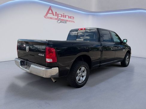 Used 2020 RAM 1500 Classic SLT AWD/4WD image 5