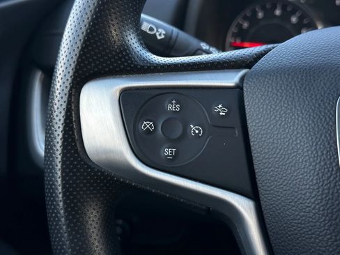 Used 2023 GMC Terrain SLE image 33