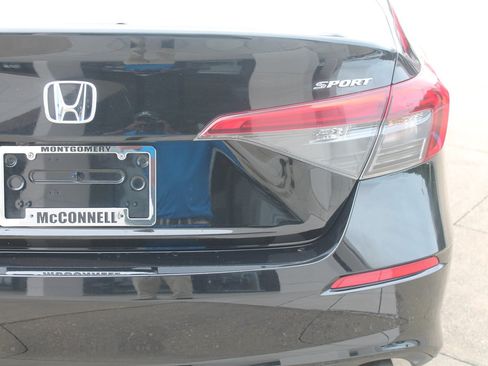 Used 2023 Honda Civic Sport image 5