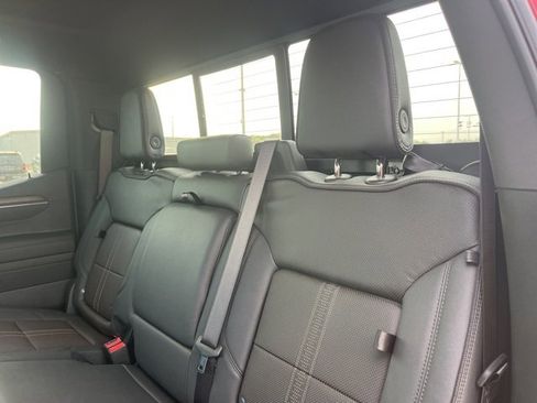 Used 2025 Chevrolet Silverado 1500 High Country image 42