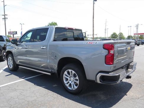 Used 2023 Chevrolet Silverado 1500 LTZ w/ LTZ Convenience Package II AWD/4WD image 5