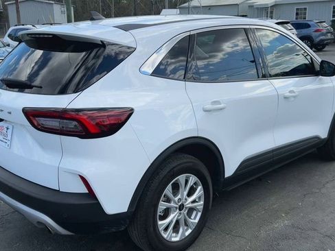 Used 2023 Ford Escape Active w/ Tech Pack #1 image 8