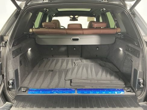 Certified 2025 BMW X5 xDrive50e w/ Premium Package image 30