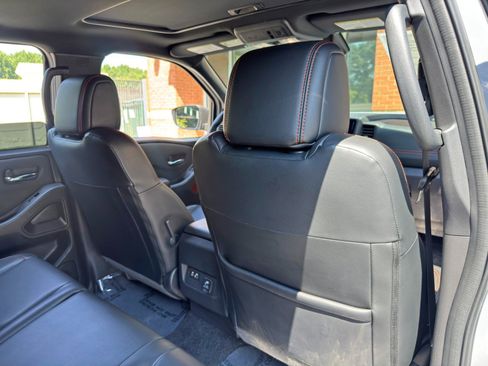 Used 2023 Nissan Frontier Pro-X w/ Pro-X Premium Package RWD image 34
