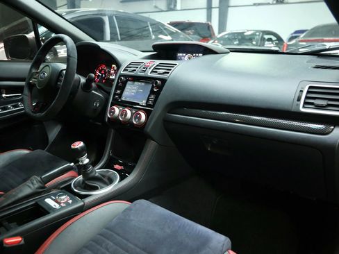 Used 2016 Subaru WRX STI image 27