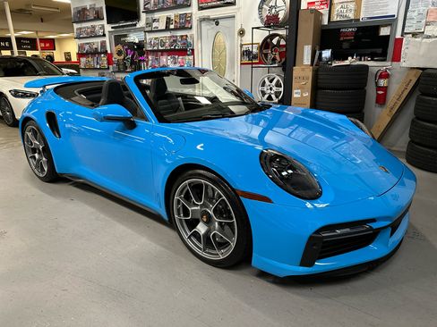 Used 2021 Porsche 911 Turbo S image 3