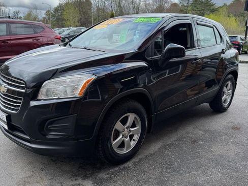 Used 2016 Chevrolet Trax LS AWD/4WD image 4