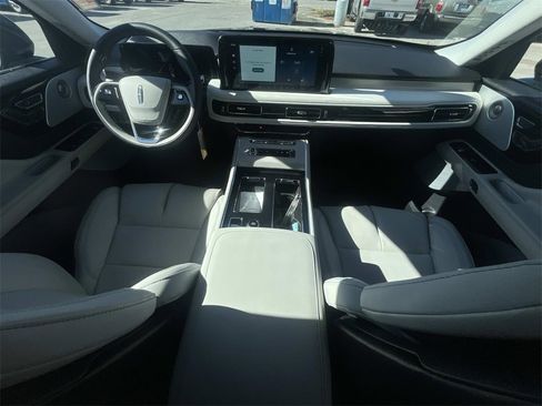 New 2026 Lincoln Aviator Reserve w/ Luxury Package image 19